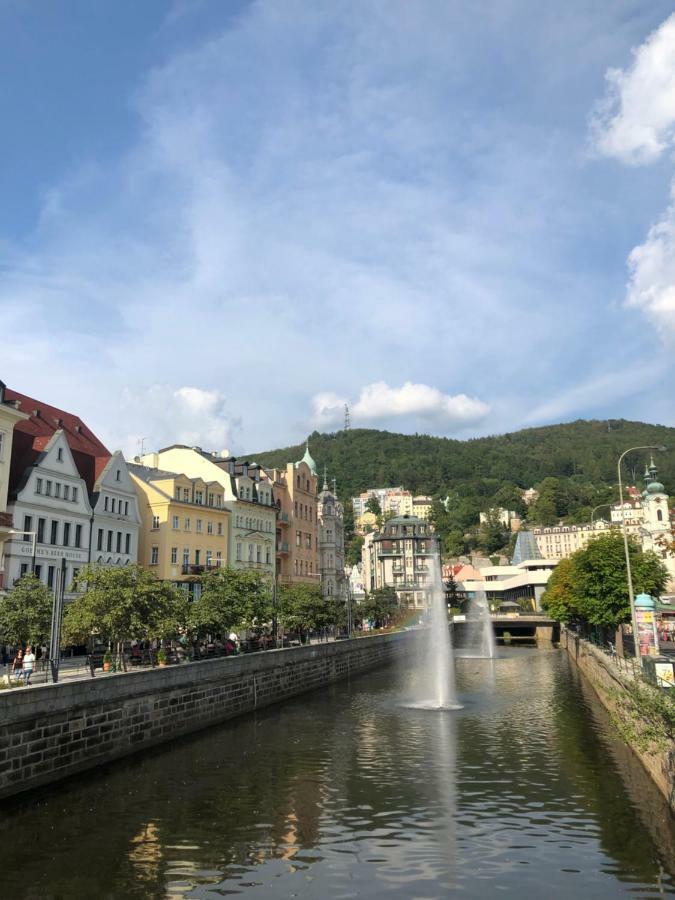 Apartamento Apartmán Orchidej u Vřídla Karlovy Vary Exterior foto